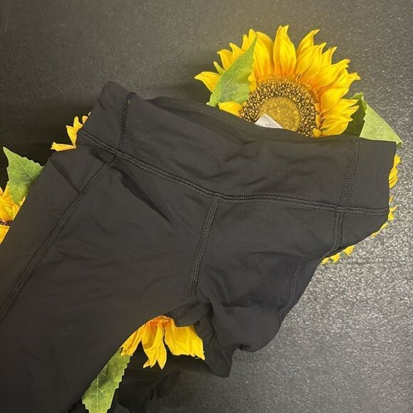 Ivivva Lululemon kids yogas - Picture 13 of 13